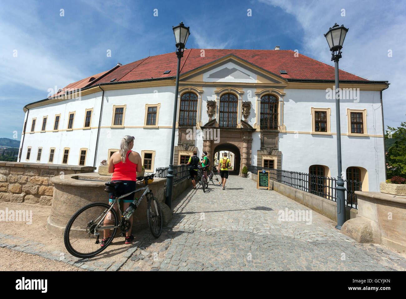 Il castello di Decin turisti Nord Bohemia Repubblica Ceca Foto Stock
