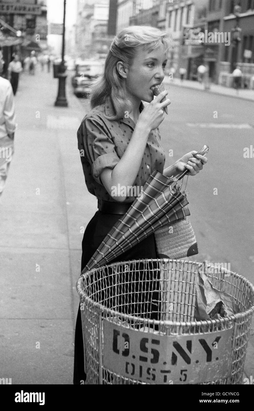 L'attrice Susan Oliver. Oliver della carriera non aveva ancora preso il largo; uno dei suoi più memorabili è venuto in 1965, quando ha suonato "Vienna Foto Stock