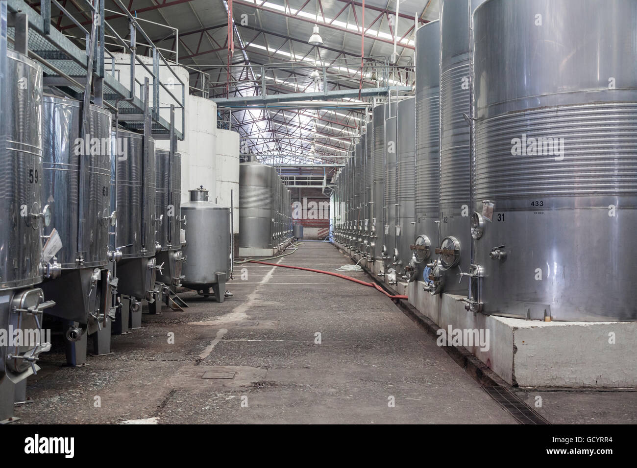 Cantina in Acciaio Inox serbatoi Fermenation in Santiago do Chile Foto Stock