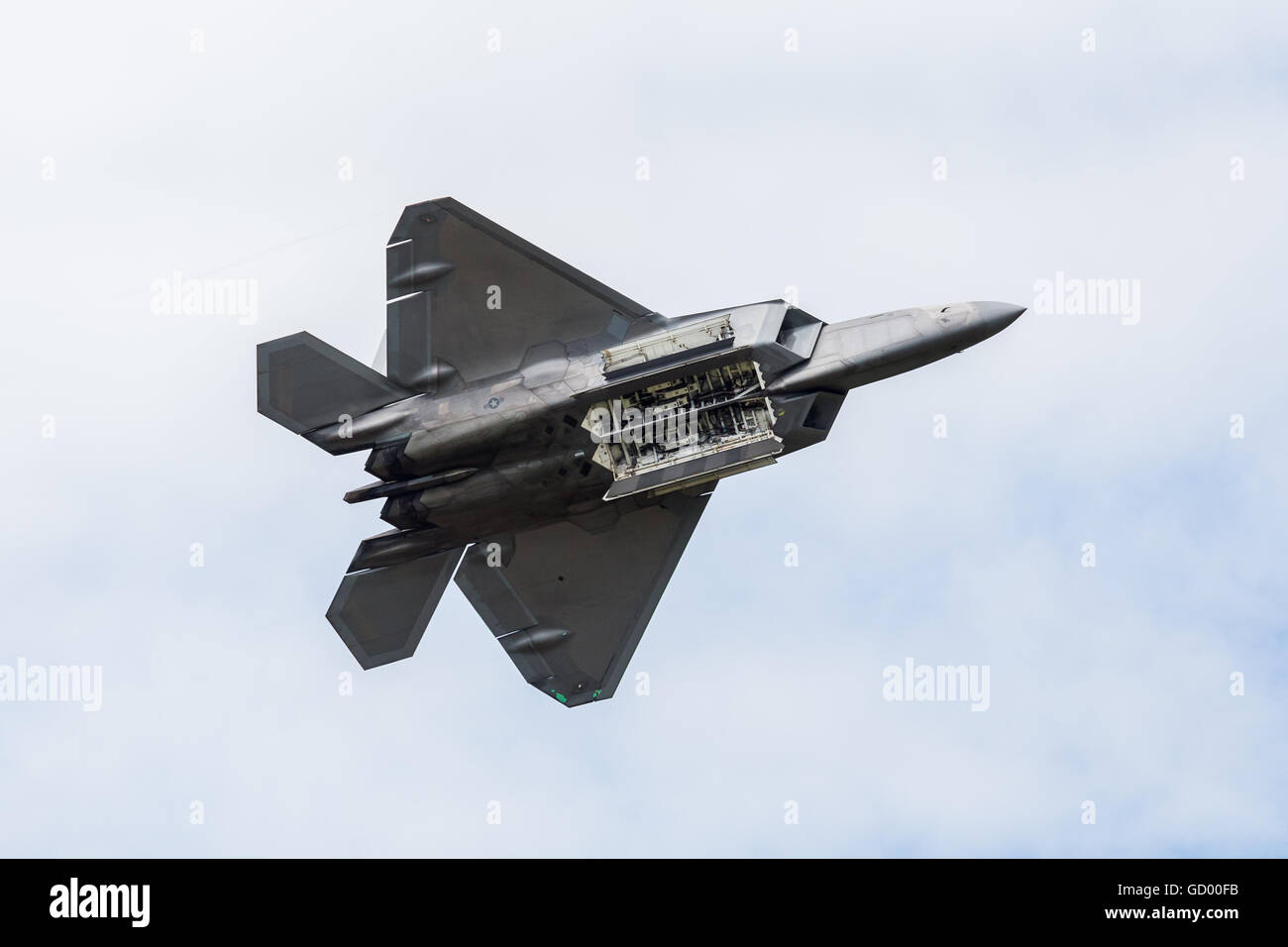 Armi bay aprire sull'USAF F Raptor al 2016 Royal International Air Tattoo. Foto Stock