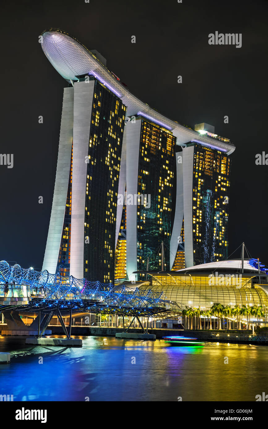 SINGAPORE - Novembre 6: Panoramica di Singapore con il Marina Bay Sands il 6 novembre 2015 a Singapore. Foto Stock