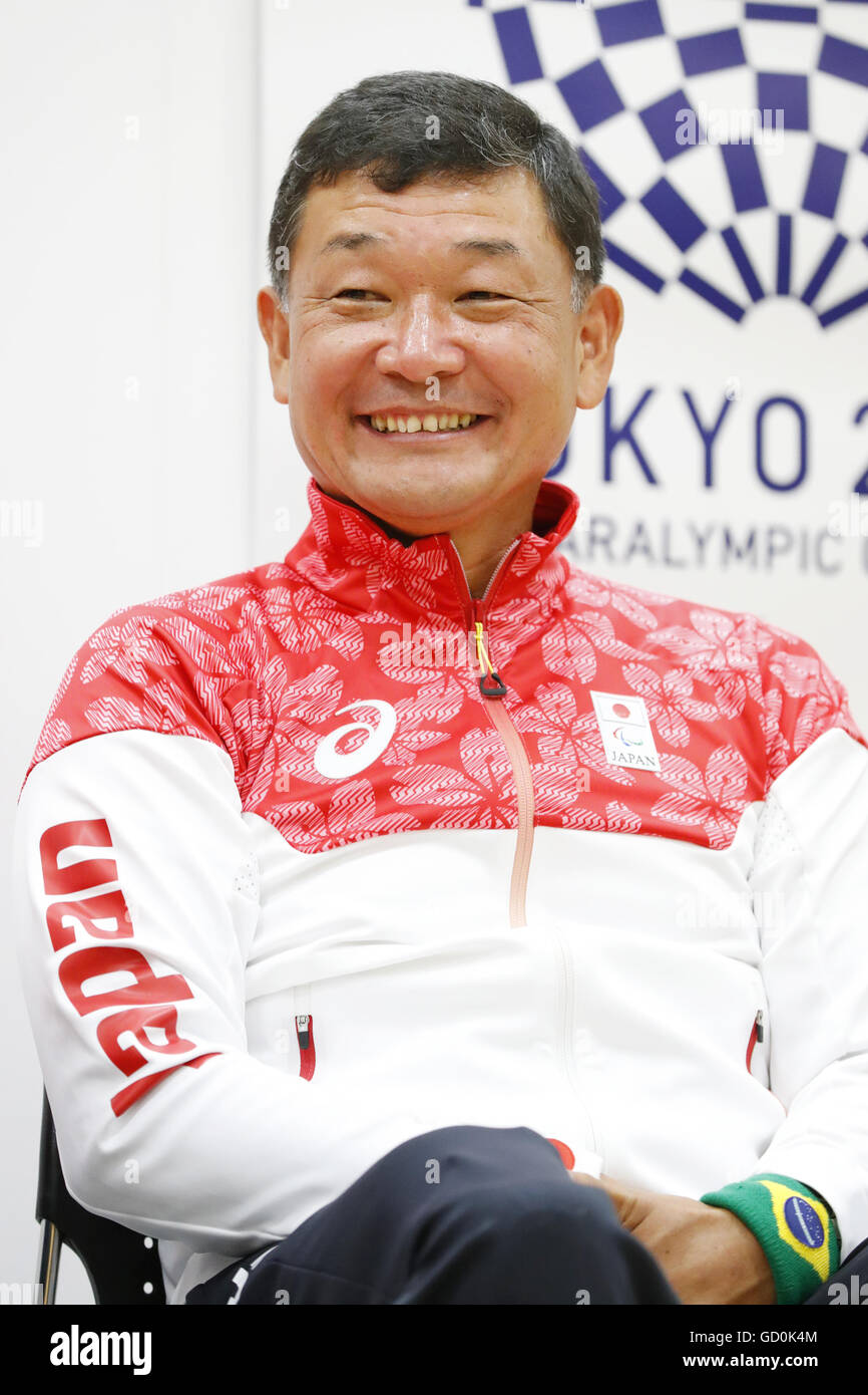 Shigeru Komazaki (JPN), 9 luglio 2016 - Canottaggio : Giappone Canottaggio membro del team partecipa a una conferenza stampa a Tokyo in Giappone. Giappone Rowing Association ha annunciato il Giappone team nazionali per il 2016 Rio de Janeiro le Olimpiadi e le Paraolimpiadi invernali. (Foto di Yusuke Nakanishi/AFLO SPORT) Foto Stock