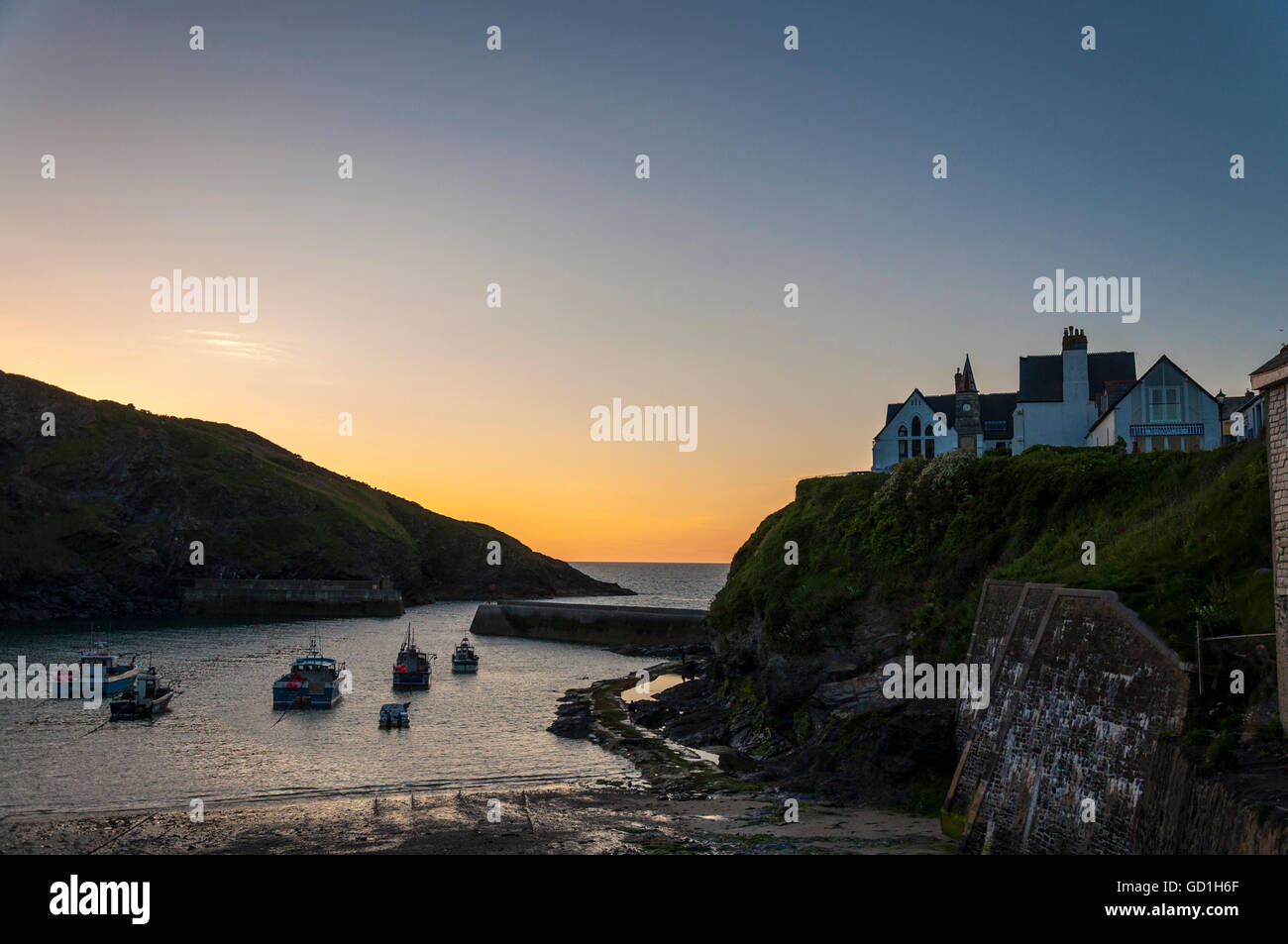 Tramonto a Port Isaac, Cornwall, Regno Unito Foto Stock