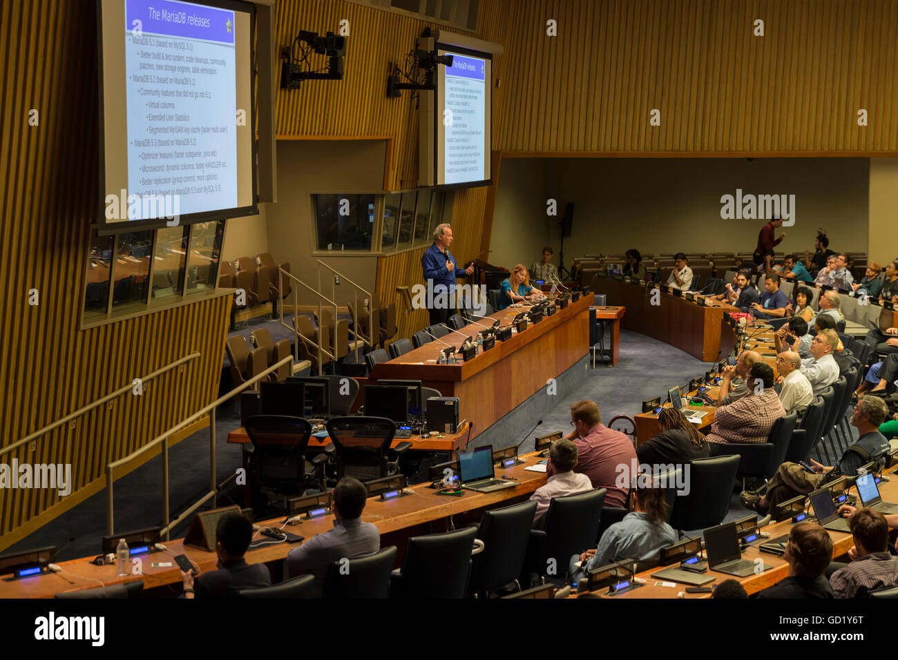 New York, Stati Uniti. 10 Luglio, 2016. Atmosfera durante il Database Open Source camp NYC a Nazioni Unite Sede © Lev Radin/Pacific Press/Alamy Live News Foto Stock