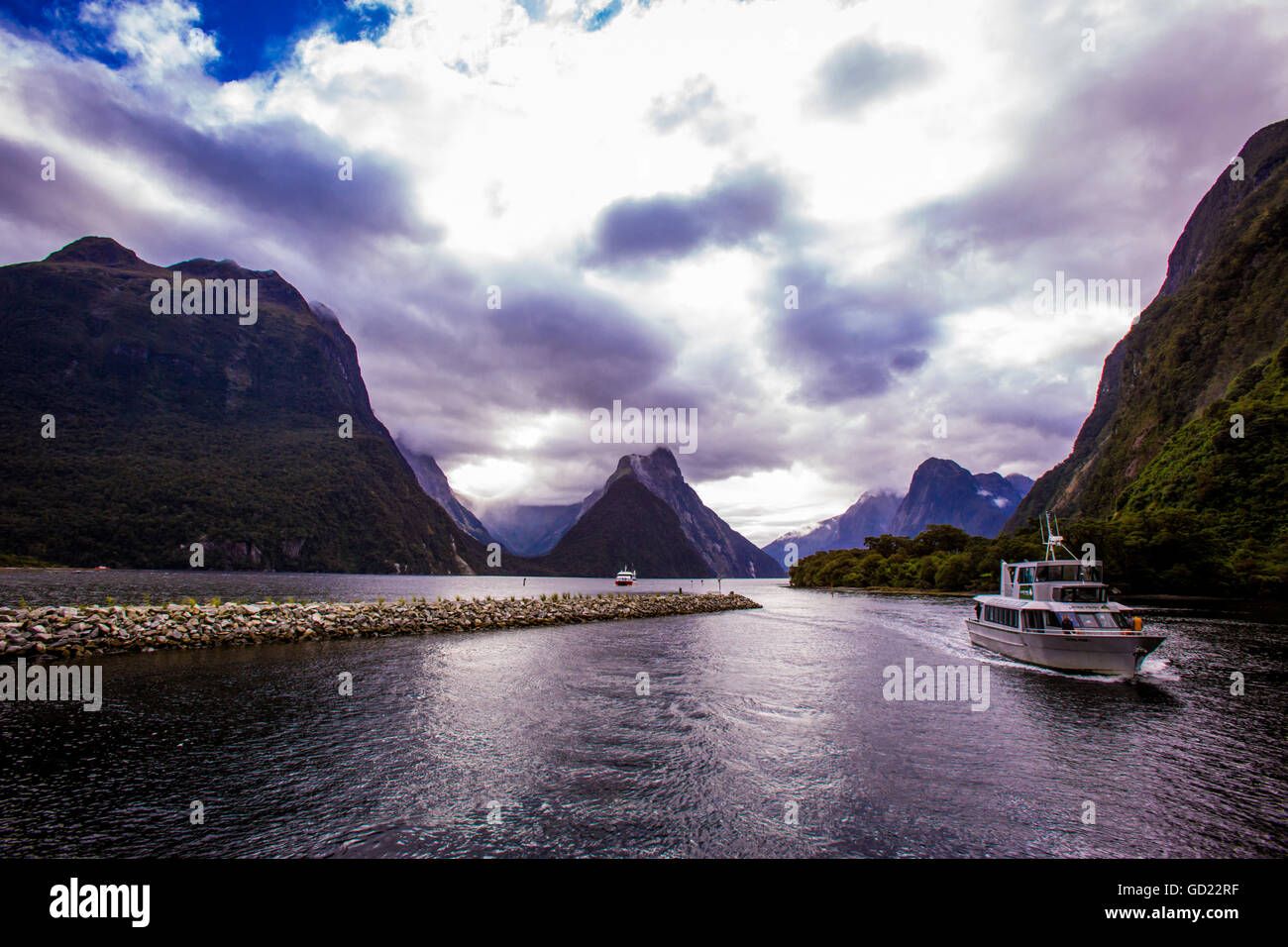 Fiordi, Fjordlands Parco Nazionale, sito Patrimonio Mondiale dell'UNESCO, South Island, in Nuova Zelanda, Pacific Foto Stock
