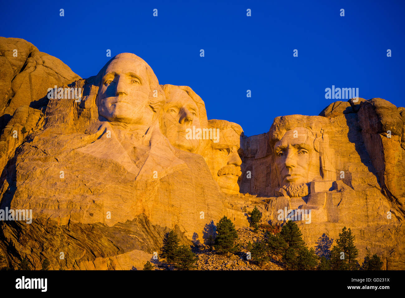 Sunrise a Mount Rushmore, Black Hills, Dakota del Sud, Stati Uniti d'America, America del Nord Foto Stock