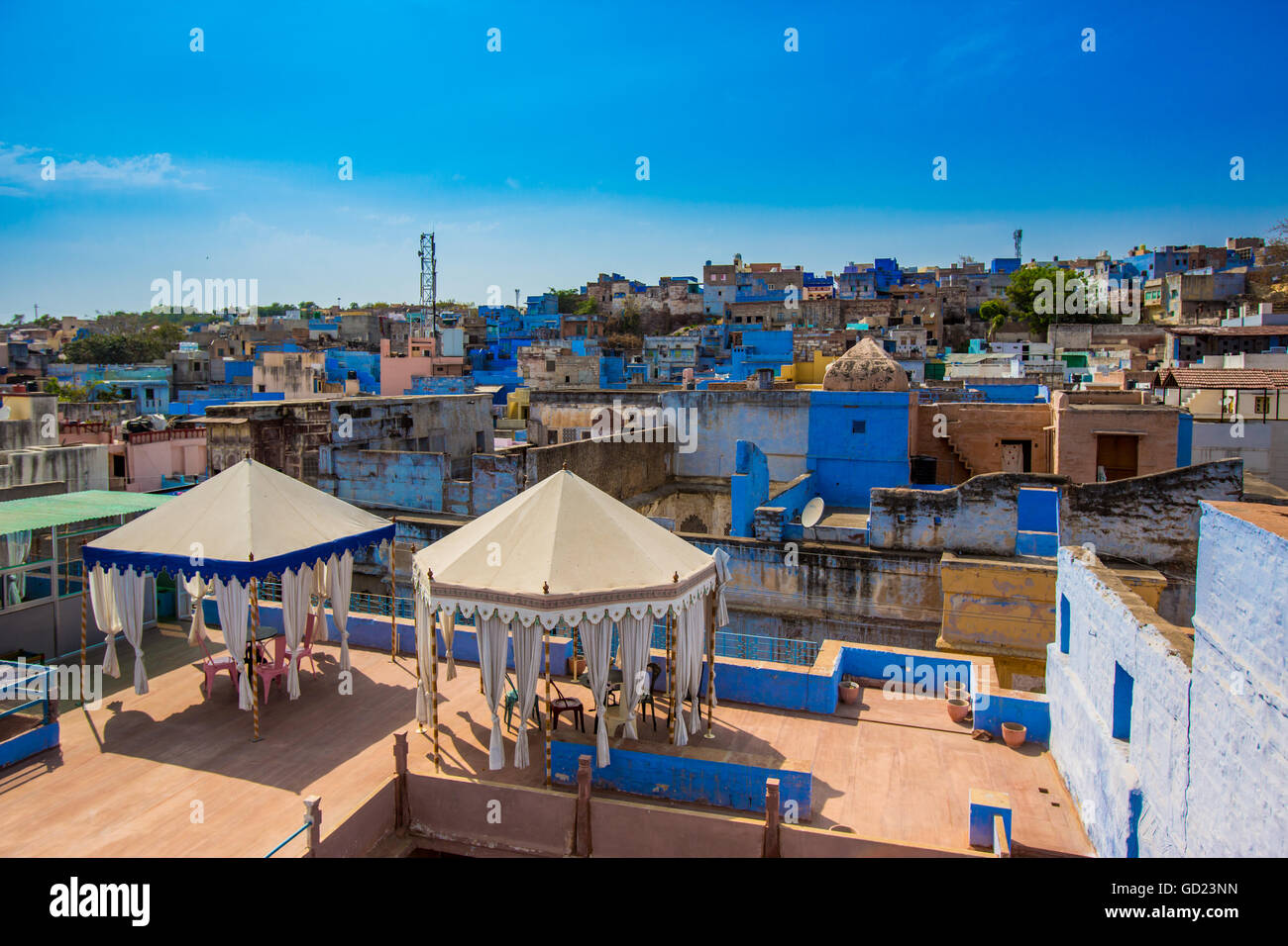 Tetti in Jodhpur la città blu, Rajasthan, India, Asia Foto Stock