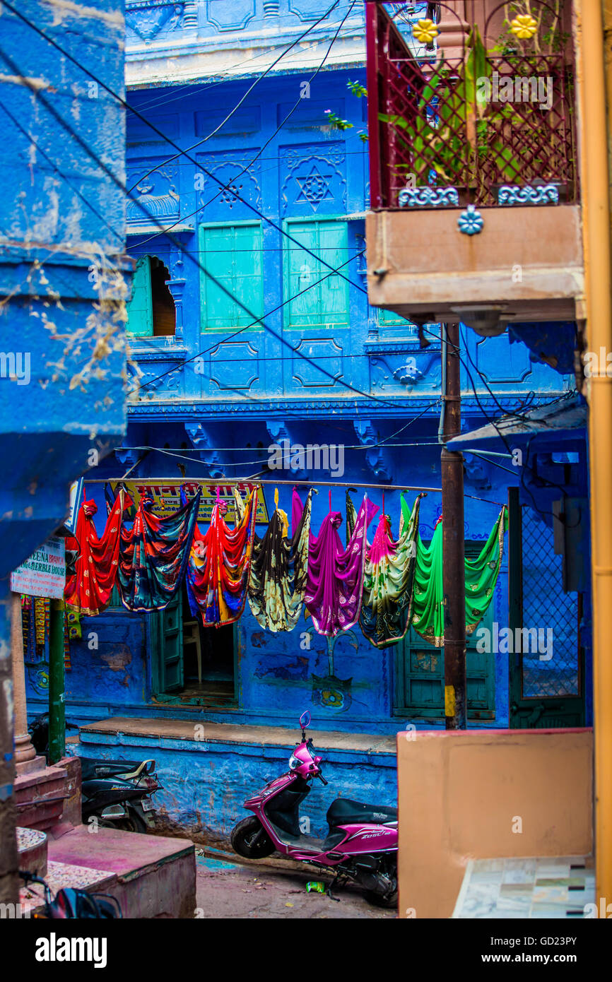 Scena di strada delle Case blu, Jodhpur la città blu, Rajasthan, India, Asia Foto Stock