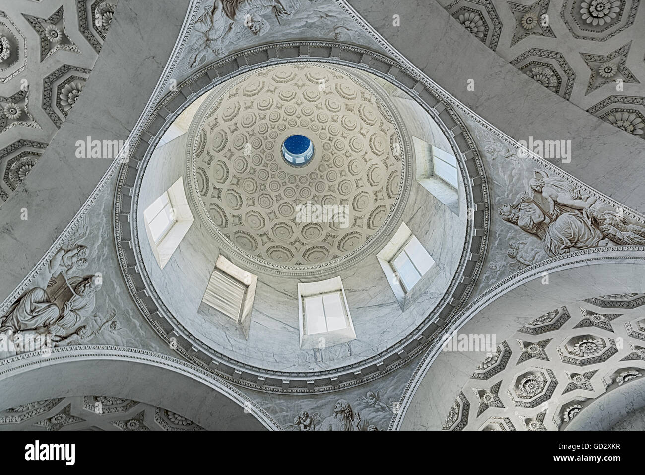 Chiesa interno cupola vista dal basso Foto Stock