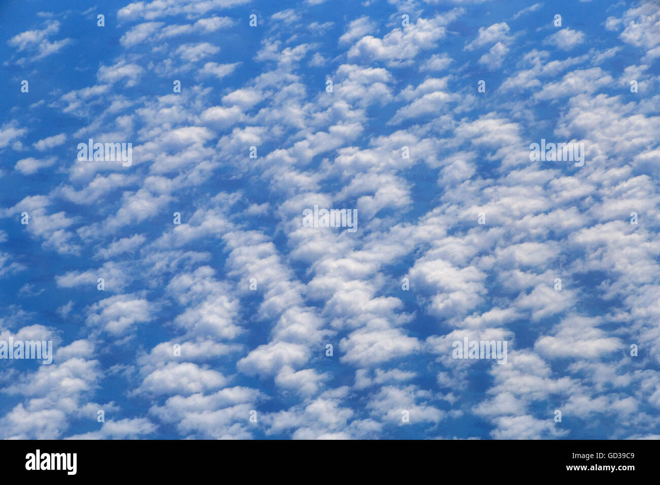 Vista aerea sulle nuvole da aeromobili Foto Stock