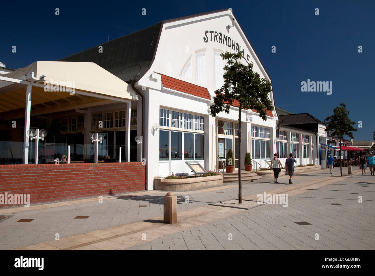 Spiaggia hall sul lungomare del Mar Baltico località di Groemitz, Luebeck Bay, Mar Baltico, Schleswig-Holstein Foto Stock