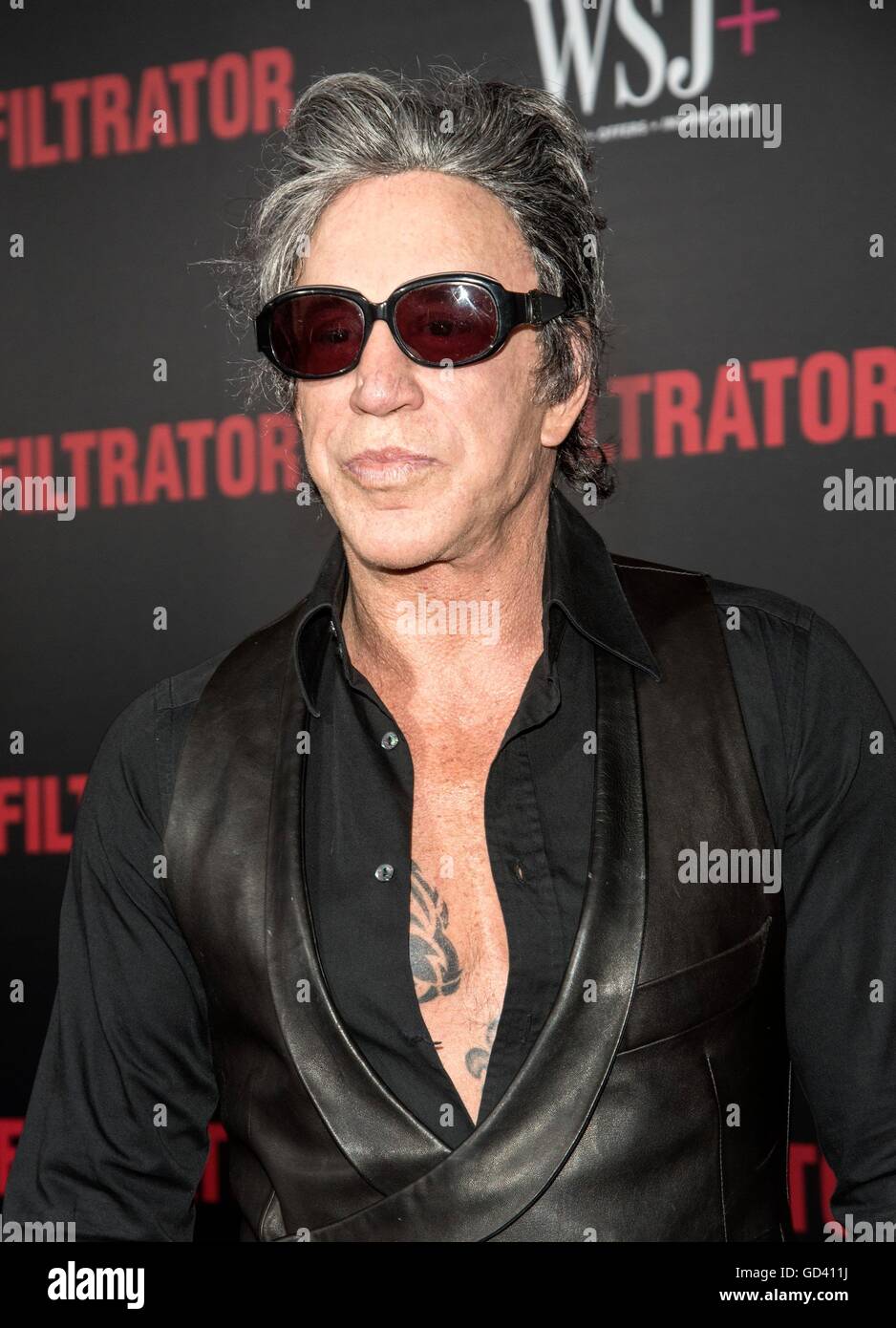 New York, NY, STATI UNITI D'AMERICA. 11 Luglio, 2016. Mickey Rourke presso gli arrivi per il INFILTRATOR Premiere, AMC Loews Lincoln Square, New York, NY Luglio 11, 2016. Credito: Lee/Everett raccolta/Alamy Live News Foto Stock