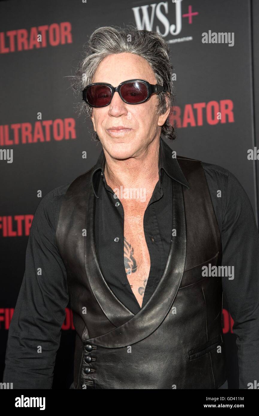 New York, NY, STATI UNITI D'AMERICA. 11 Luglio, 2016. Mickey Rourke presso gli arrivi per il INFILTRATOR Premiere, AMC Loews Lincoln Square, New York, NY Luglio 11, 2016. Credito: Lee/Everett raccolta/Alamy Live News Foto Stock