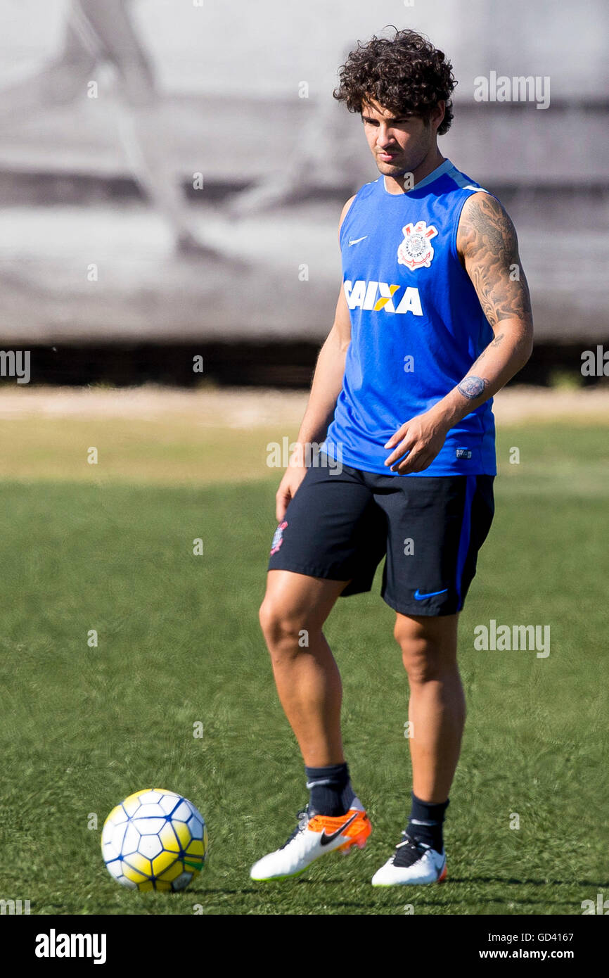 Alexandre Pato durante il Corinthians formazione detenuti in CT Dr.Joaquim record, zona est di S?o Paulo. Il team si sta preparando per la classica domenica contro Sao Paulo, valida per Brasileir?o 2016 Chevrolet. Foto Stock