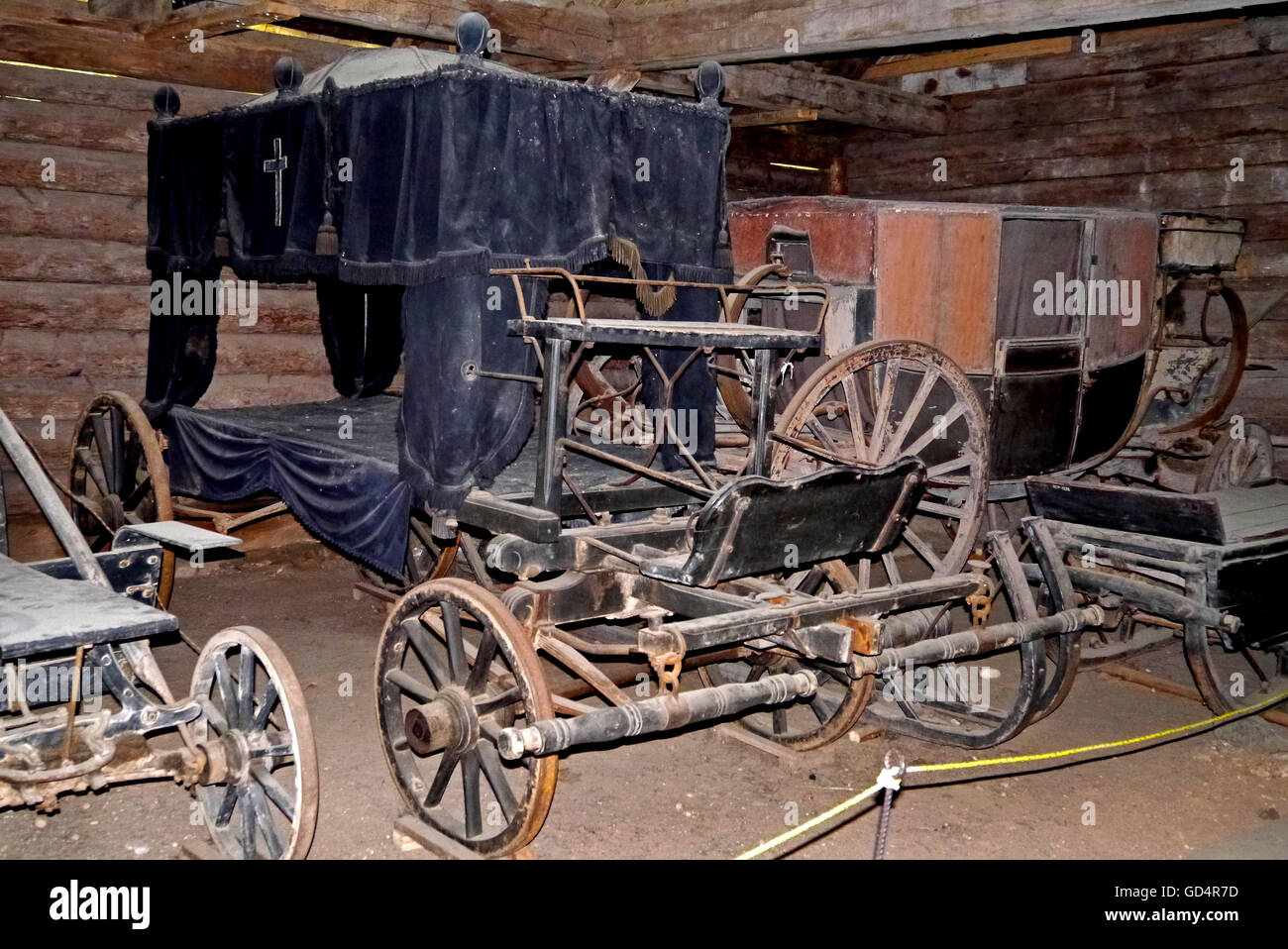 Trasporti / trasporto, pullman, museo etnografico all'aperto, riga, Lettonia, circa 19 ° secolo, Latvija, Baltici, area baltica, stati baltici, Paesi baltici, Europa, aule, aule, carrozze, pullman trainato da cavalli, carrozze, veicoli, trasporto, mobilità, pullman, carrozza, carrozze, carrozze, museo all'aperto, musei storici, non disponibili Foto Stock