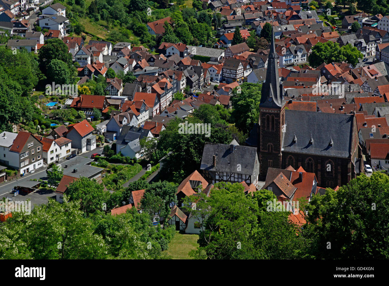 Fotografia aerea con quella Protestante luterana chiesa cittadina, Biedenkopf città, quartiere di Marburg-Biedenkopf, Hesse, Germania Foto Stock