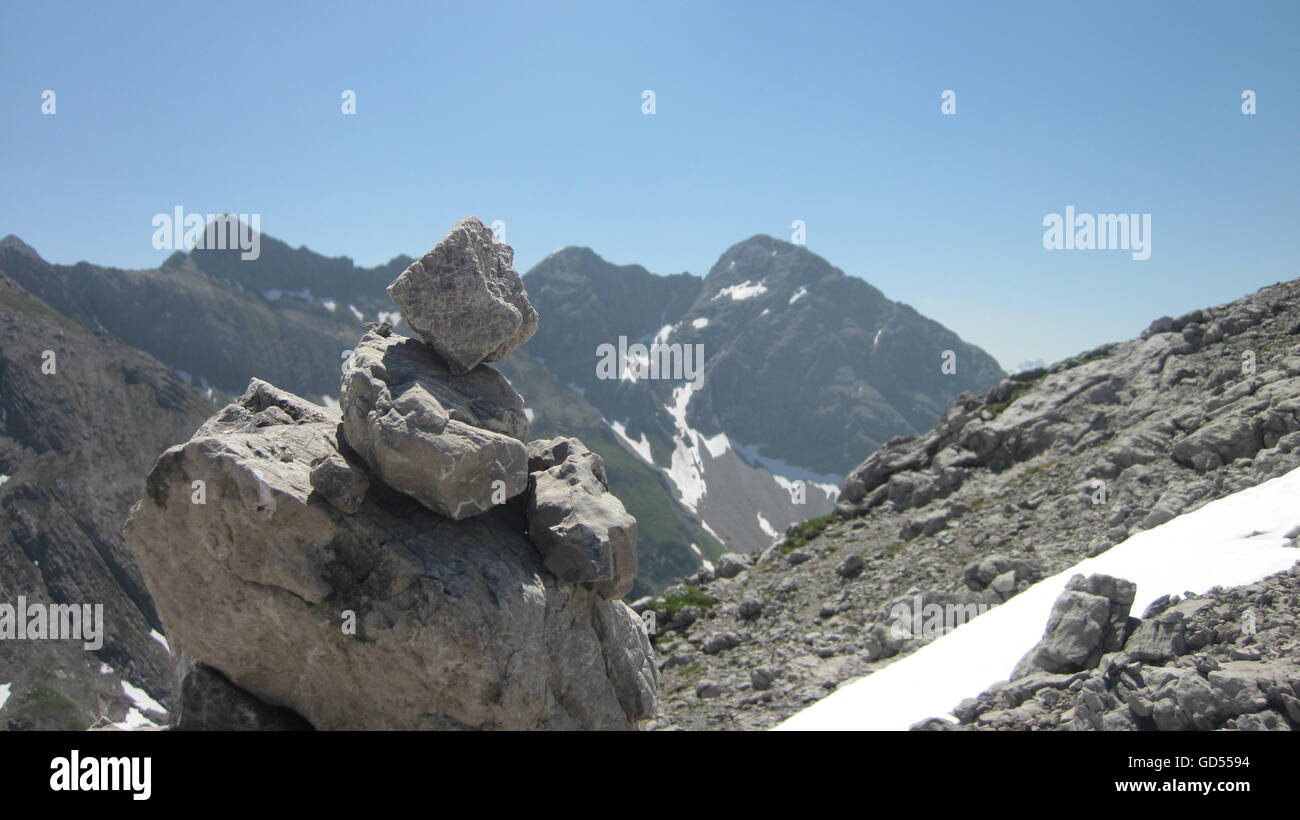 Uomo di pietra in Algovia Alpi vicino a Oberstdorf, Germania Foto Stock