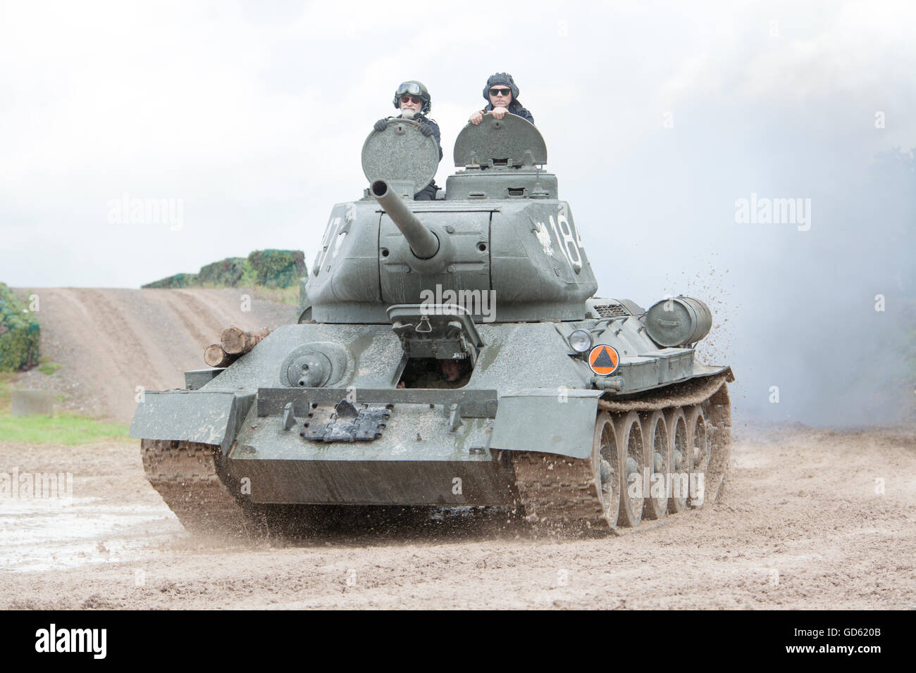 T34 / 85 mezzo serbatoio serbatoio sovietica a Tankfest 2016 Foto Stock