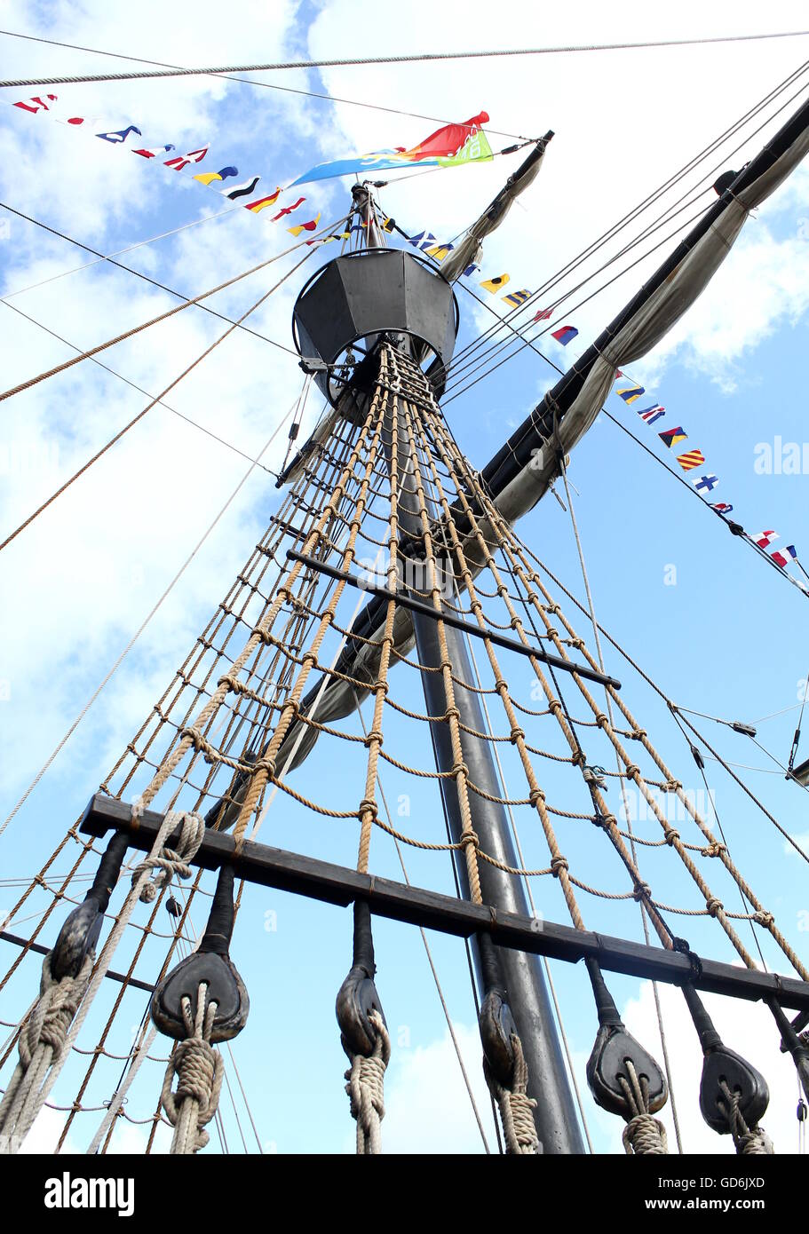 Replica della Nao Victoria, una caracca spagnola che ha reso il primo viaggio intorno al mondo (1519-1522), guidato da explorer Ferdinando Magellano Foto Stock