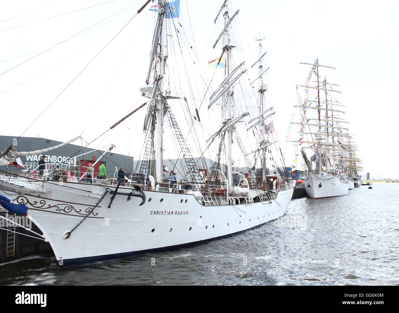 Norwegian full-truccate tall ship Christian Radich al luglio 2016 Tall Ship caso Delfsail a Delfzijl, Paesi Bassi Foto Stock