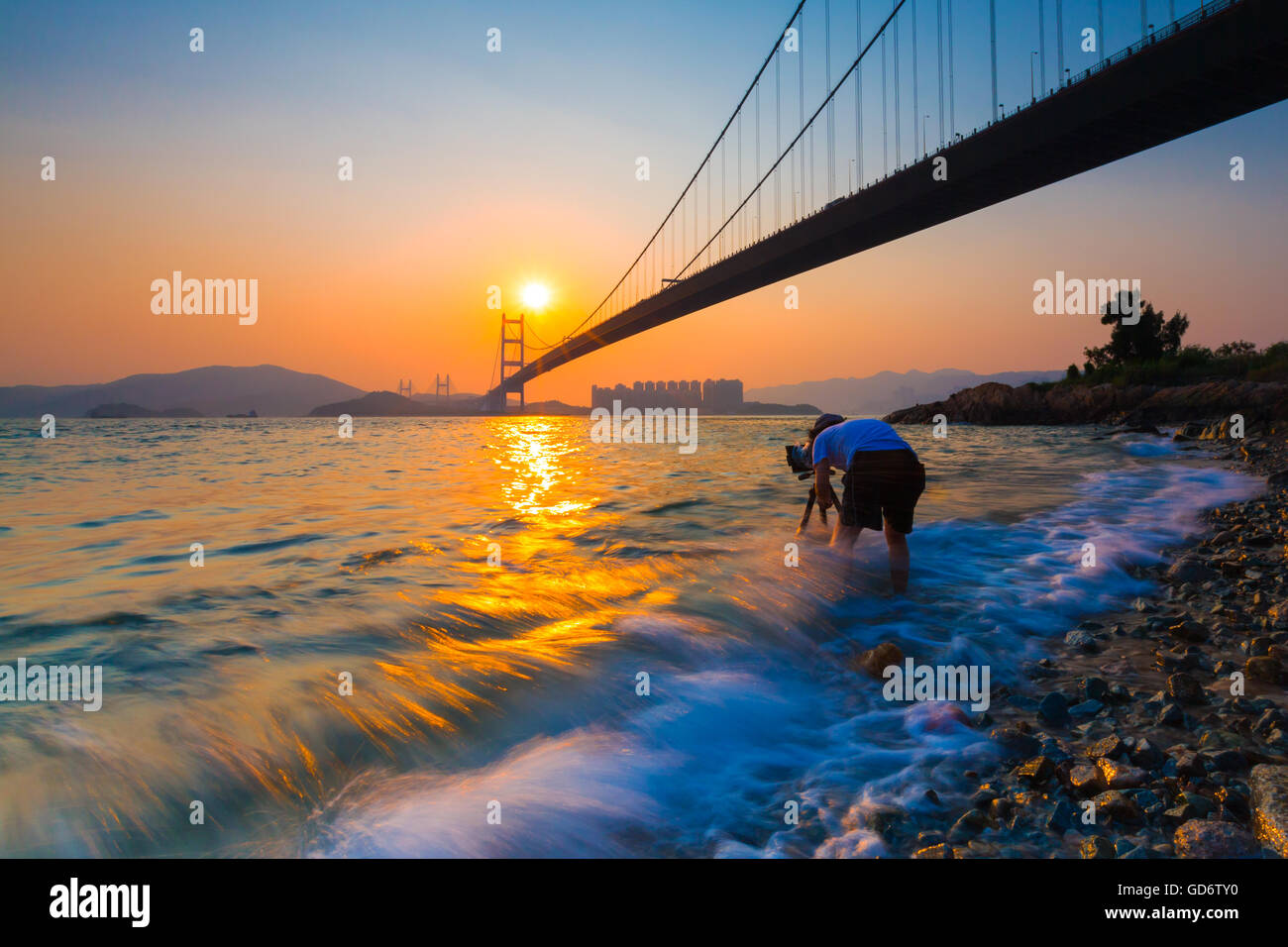 Fotografare il fotografo al tramonto Foto Stock