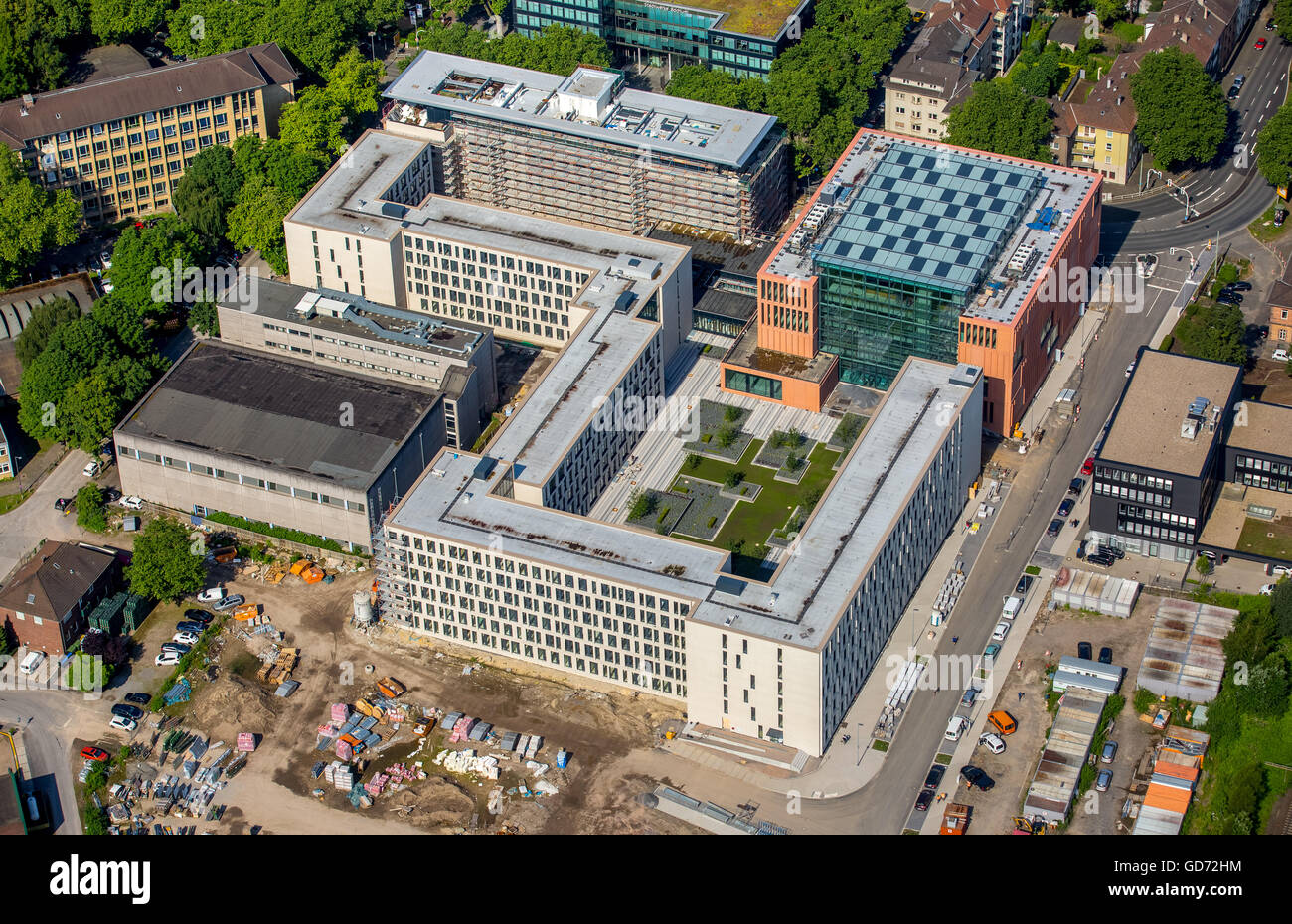 Vista aerea, una nuova giustizia centro nel centro di Bochum, Josef-Neuberger-strada, cortile paesaggistico, zona tranquilla, fiore Foto Stock