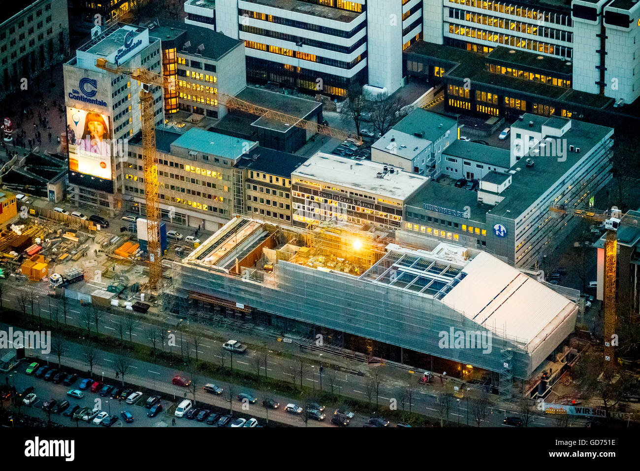 Vista aerea, museo del calcio tedesco del Football Association contro il Dortmund Hauptbahnhof, vista aerea di Dortmund, Foto Stock