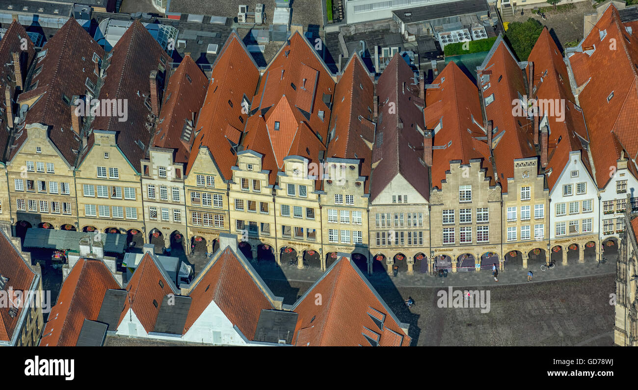 Vista aerea, piazza Prinzipalmarkt, il Roggenmarkt, case a capanna centro di Münster, Münster, Münsterland campagna, Foto Stock