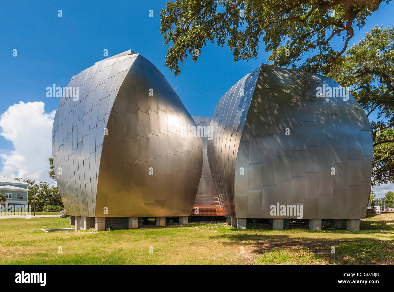L'OHR-O'Keefe Museo di Arte progettato dall architetto Frank Gehry come un omaggio al Maestro vasaio George E Ohr Foto Stock