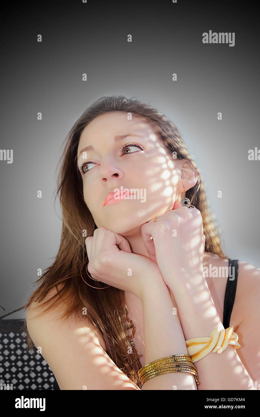 Bella donna felice Foto Stock