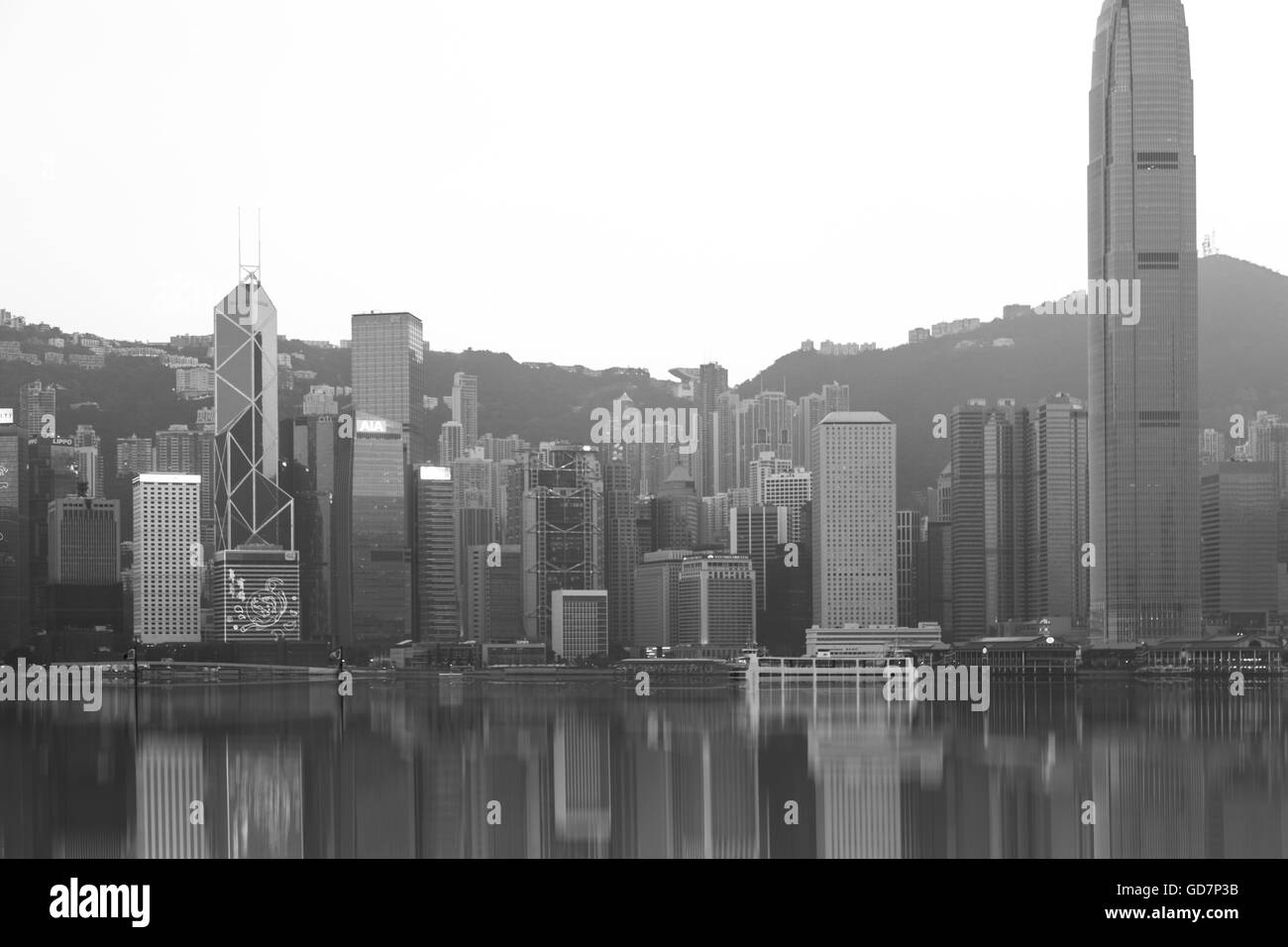 Skyline di Hong Kong, il paesaggio e la scena notturna Foto Stock