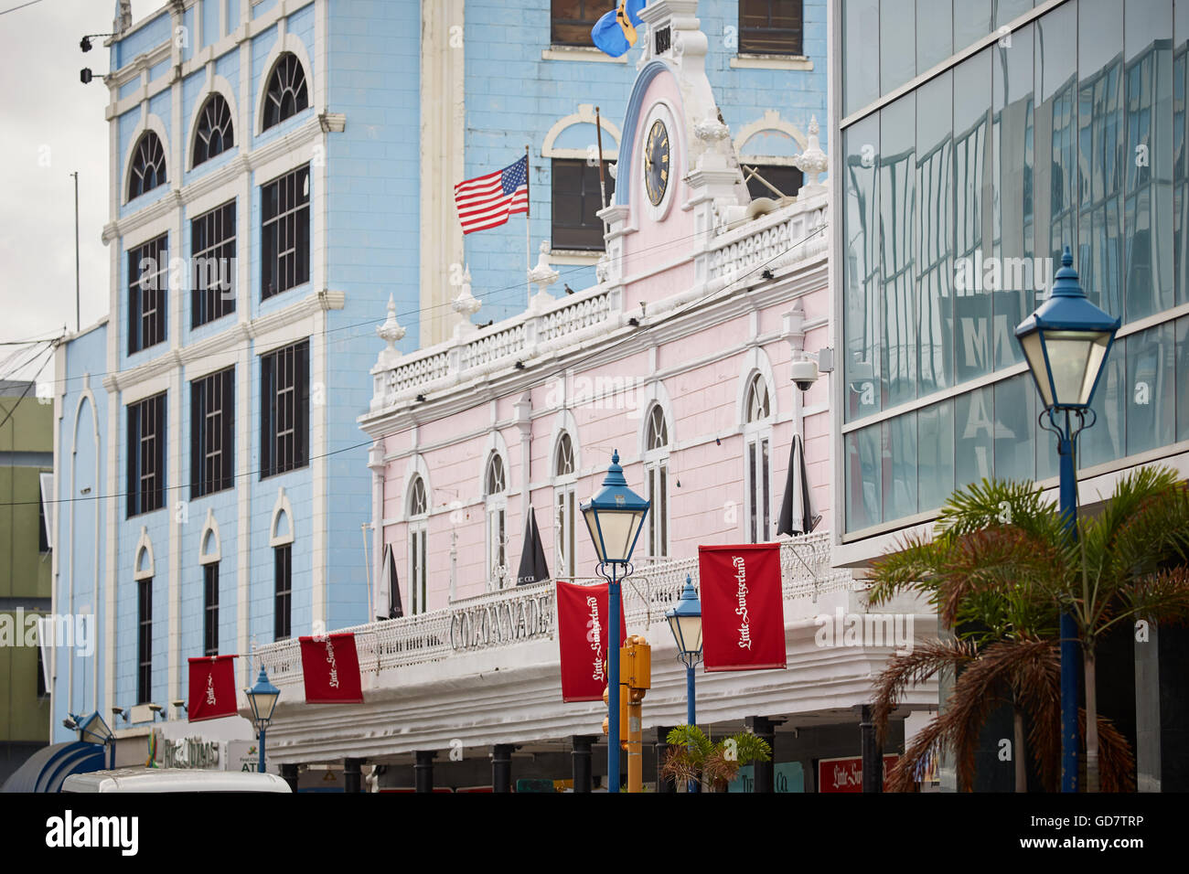Barbados parrocchia Saint Michael Barbados Da Costa' Mall department store esterno a bordo strada negozi di shopping shopper store ri Foto Stock