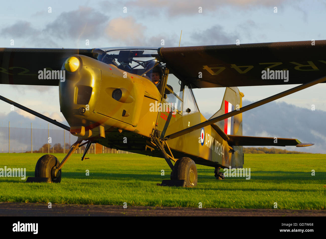 Auster AOP9 XR244, G-CICR, at Middle Wallop, Inghilterra, Regno Unito. Foto Stock