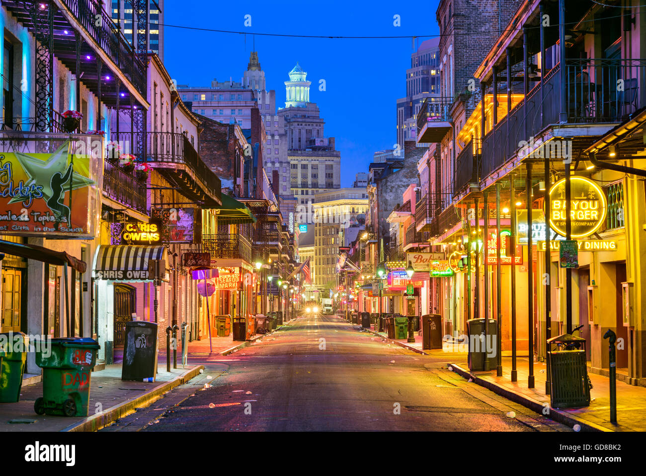 Bourbon Street a New Orleans, Louisiana, Stati Uniti d'America. Foto Stock