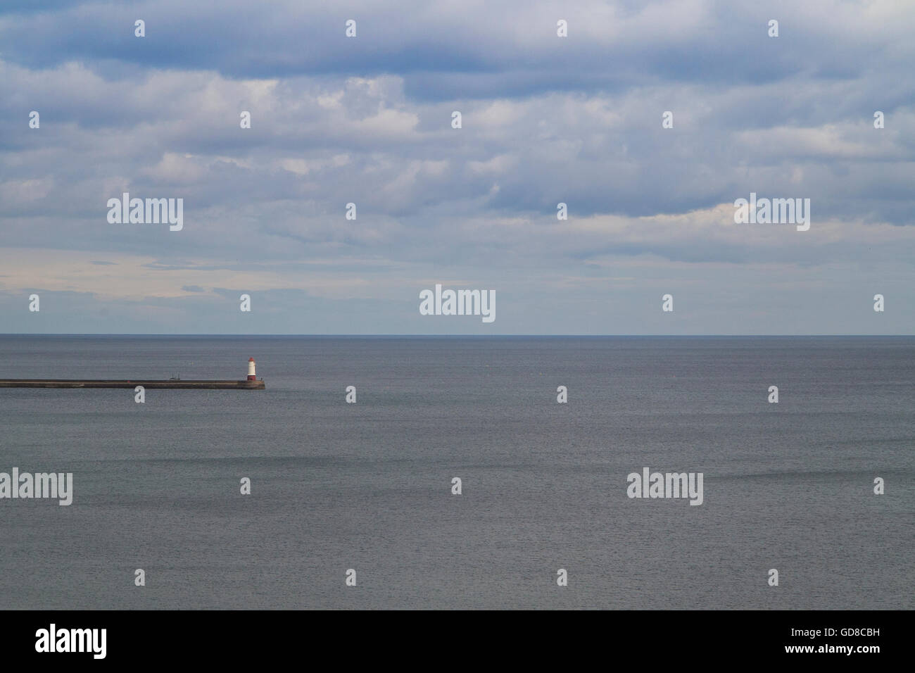 Berwick Upon Tweed faro, visto dal treno vergine east coast line Foto Stock