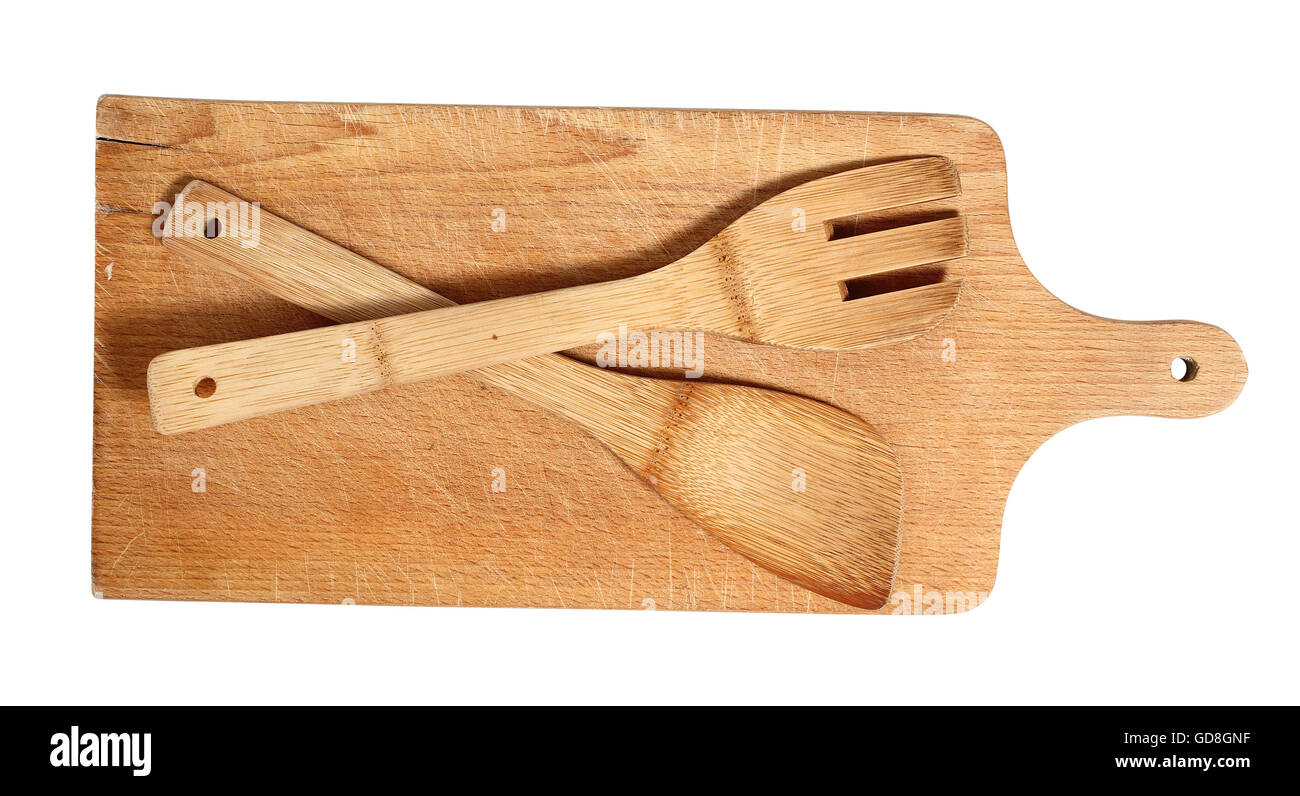 Tagliere in legno con la spatola. Isolato con percorso di clipping. Foto Stock