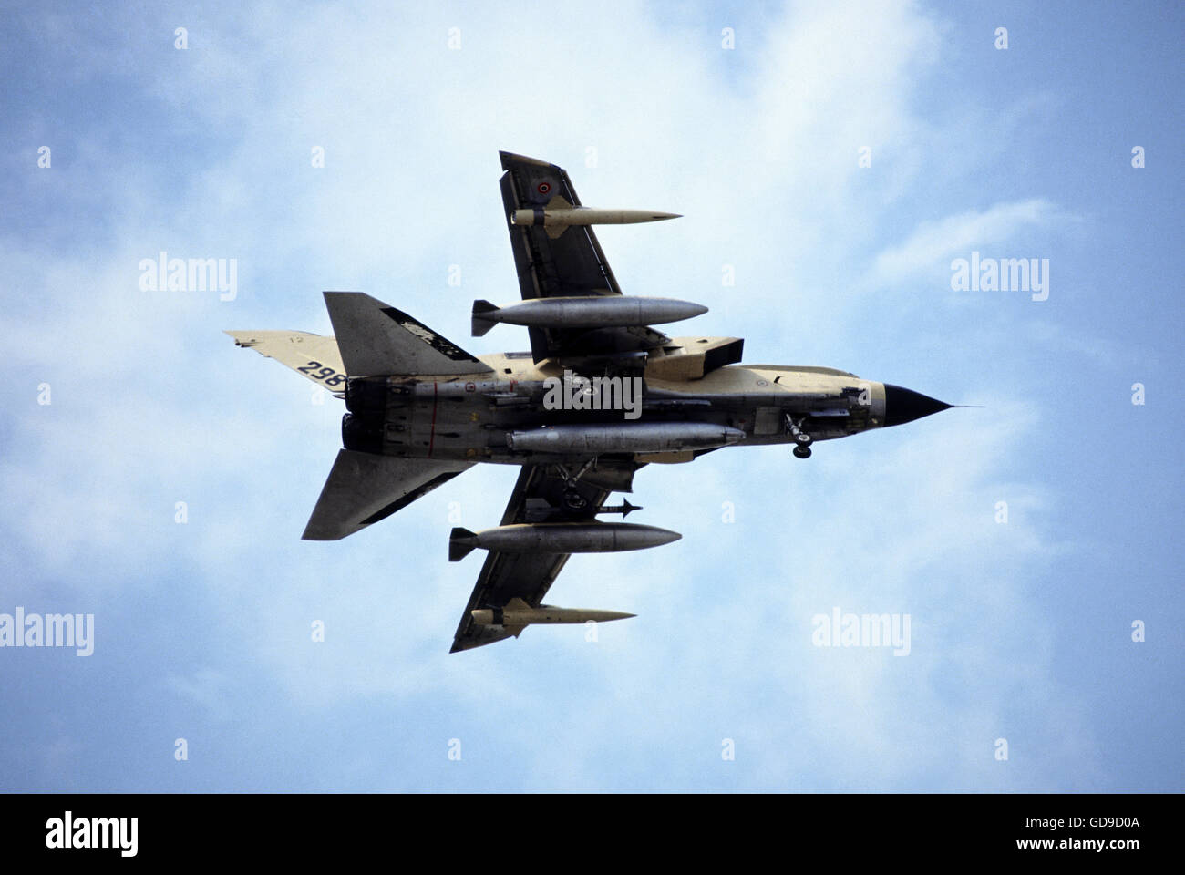 Il Panavia Tornado è il motore di un jet fighter-bomber sviluppato congiuntamente come il multi-ruolo di aerei da combattimento Foto Stock