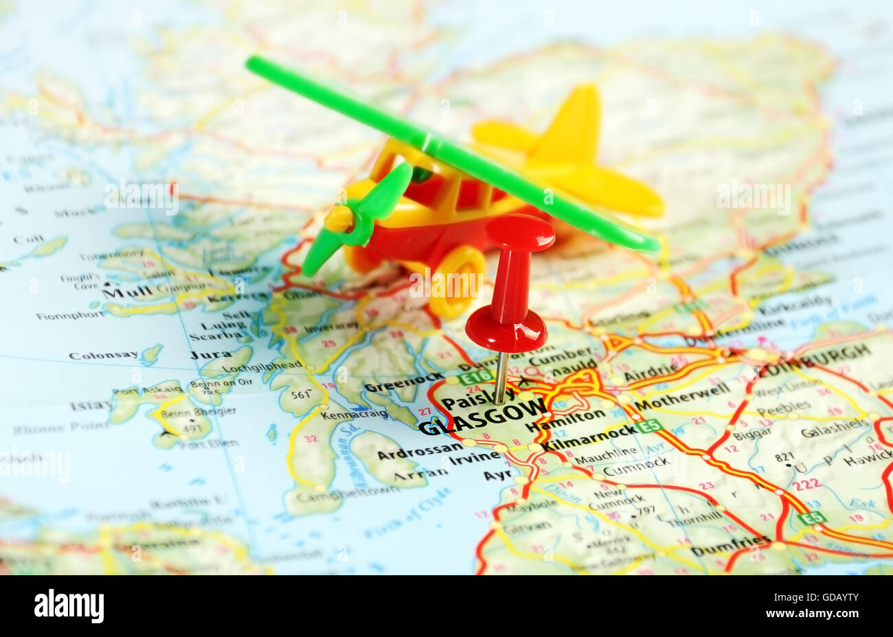 Glasgow Scozia ,Regno Unito mappa aeroplano e pin - Concetto di viaggio Foto Stock