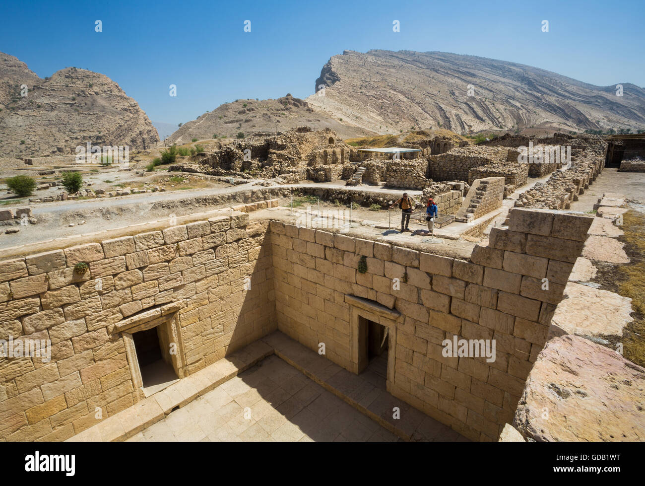 Iran,rovine della città di Bishapur,la piscina di acqua Foto Stock
