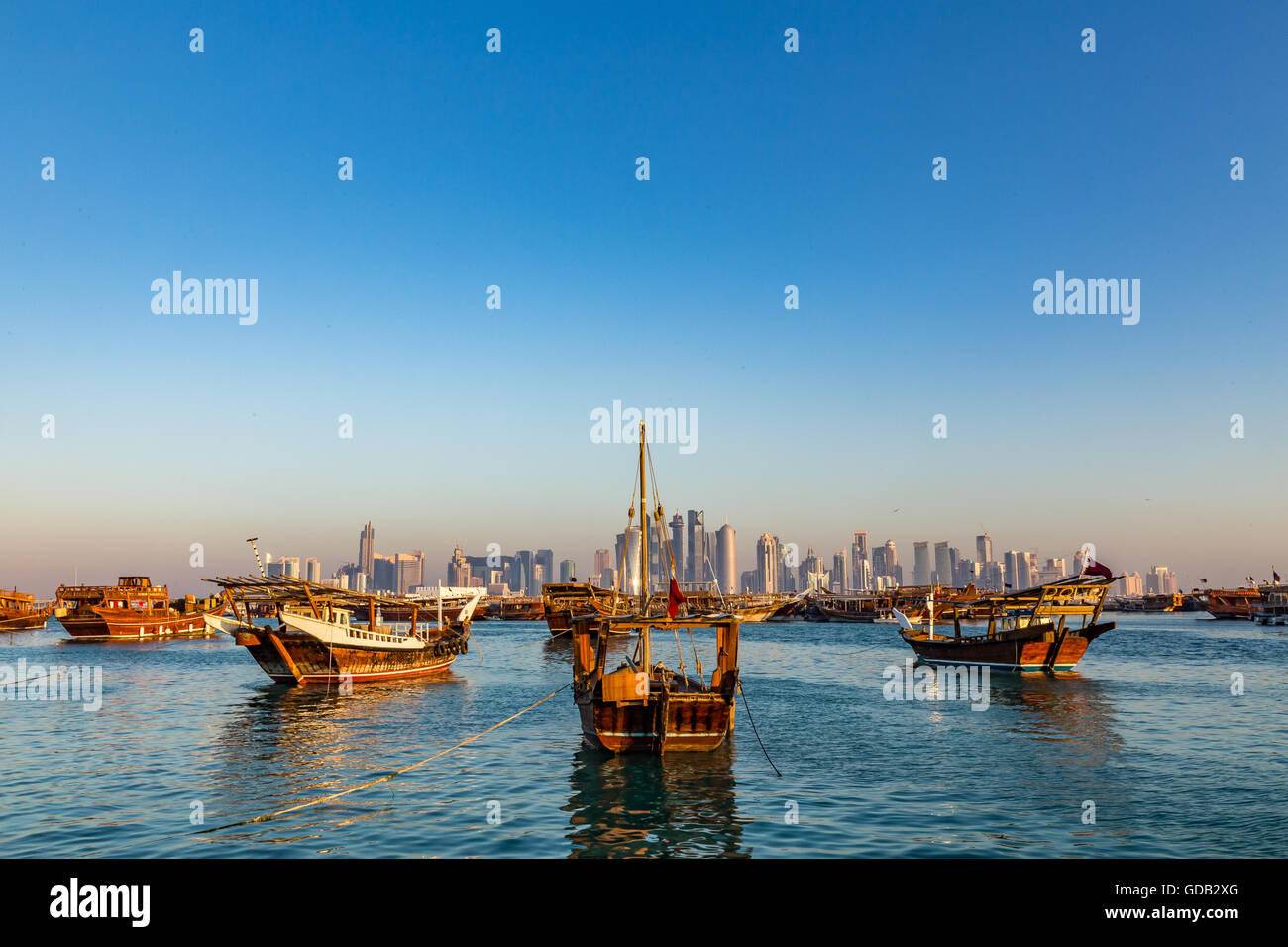 Doha Corniche al mattino presto. Foto Stock