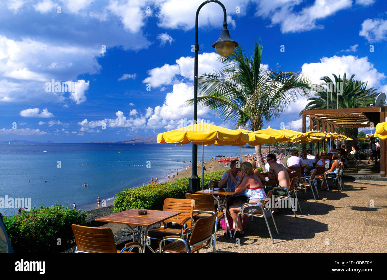 Street restaurant in Puerto del Carmen, Lanzarote, Isole Canarie, Spagna Foto Stock