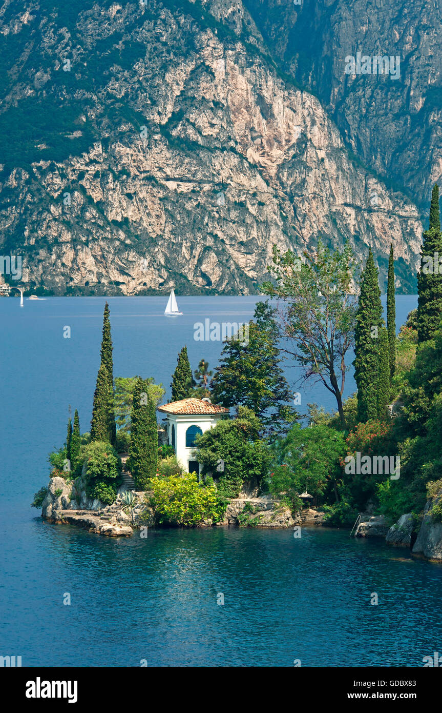 Villa vicino a Malcesine, Lago di Garda, Italia Foto Stock