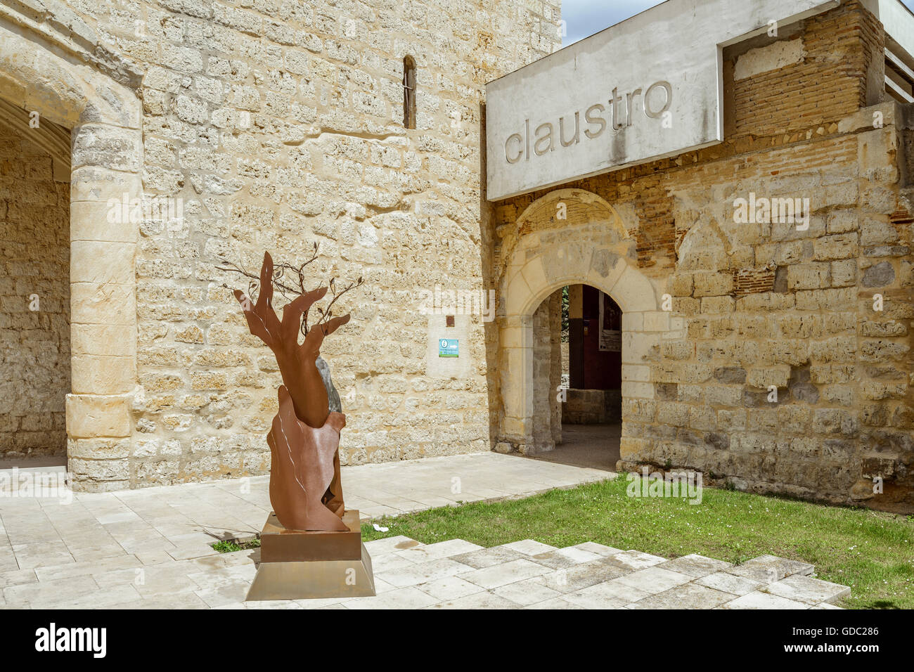 Ufficio Turistico del Comune. Museo di San Francisco. Medina de Rioseco, Valladolid, Castilla y Leon, Spagna. Foto Stock