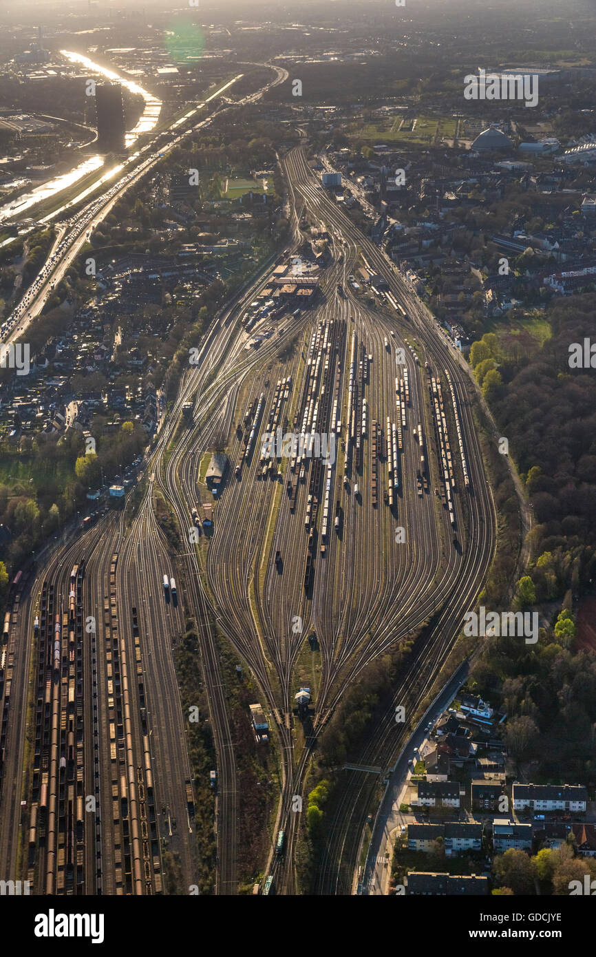 Vista aerea, stazione di nolo Oberhausen Vonderort, e a est della stazione merci Bottrop, Oberhausen, la zona della Ruhr, Renania settentrionale-Vestfalia Foto Stock