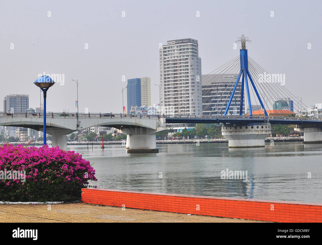 DA NANG, VIETNAM - MARZO 19: Vista di Da Nang city centre, Vietnam il 19 marzo 2015. Foto Stock