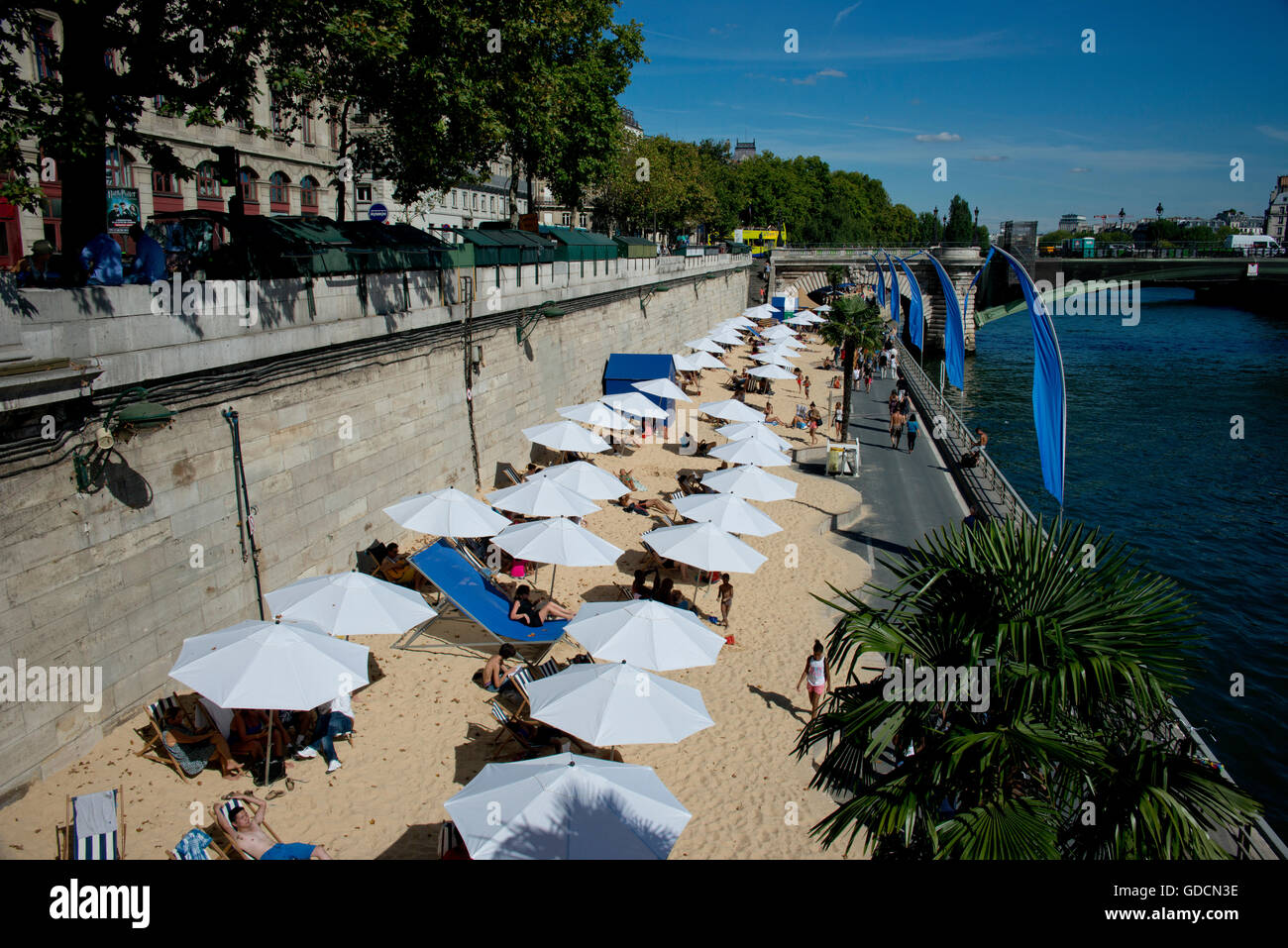 Paris plages dal fiume Senna Foto Stock
