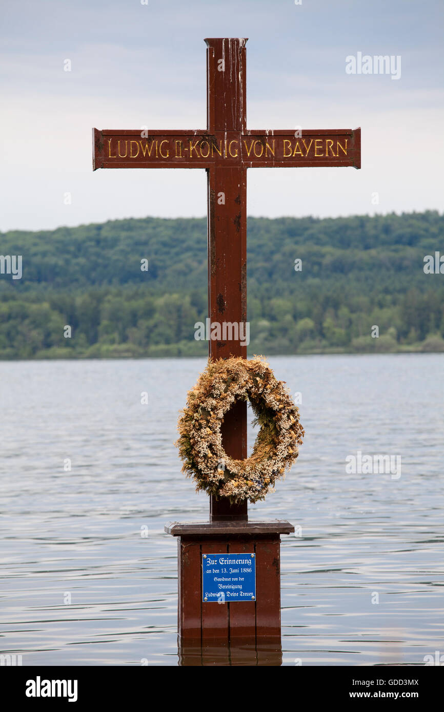 Ludwig II, 25.8.1845 - 13.6.1886, re di Baviera 10.3.1864 - 13.6.1886, croce commemorativa per re Luigi II, luogo di morte, Lago Starnberg, Baviera, Foto Stock