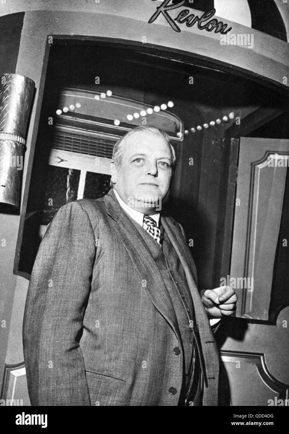 Churchill, Randolph Frederick, 28.5.1911 - 6.6.1968, giornalista e politico britannico, nel quiz americano show 'The 64.000 Dollar Question', CBS studio 52, New York City, 19.9.1956, Foto Stock