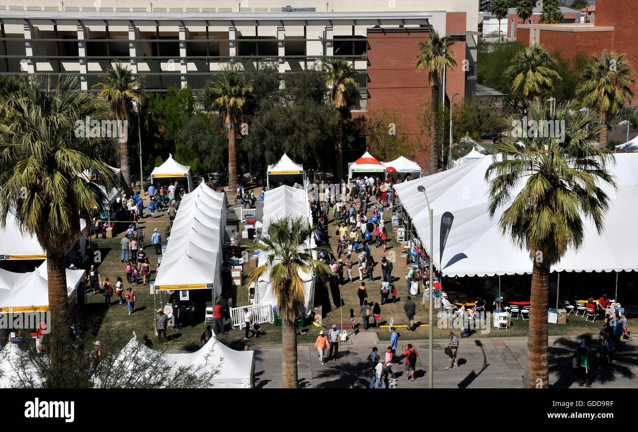 Il Festival di Tucson di libri presso la University of Arizona è un annuale evento di due giorni in Tucson, Arizona, Stati Uniti. Foto Stock