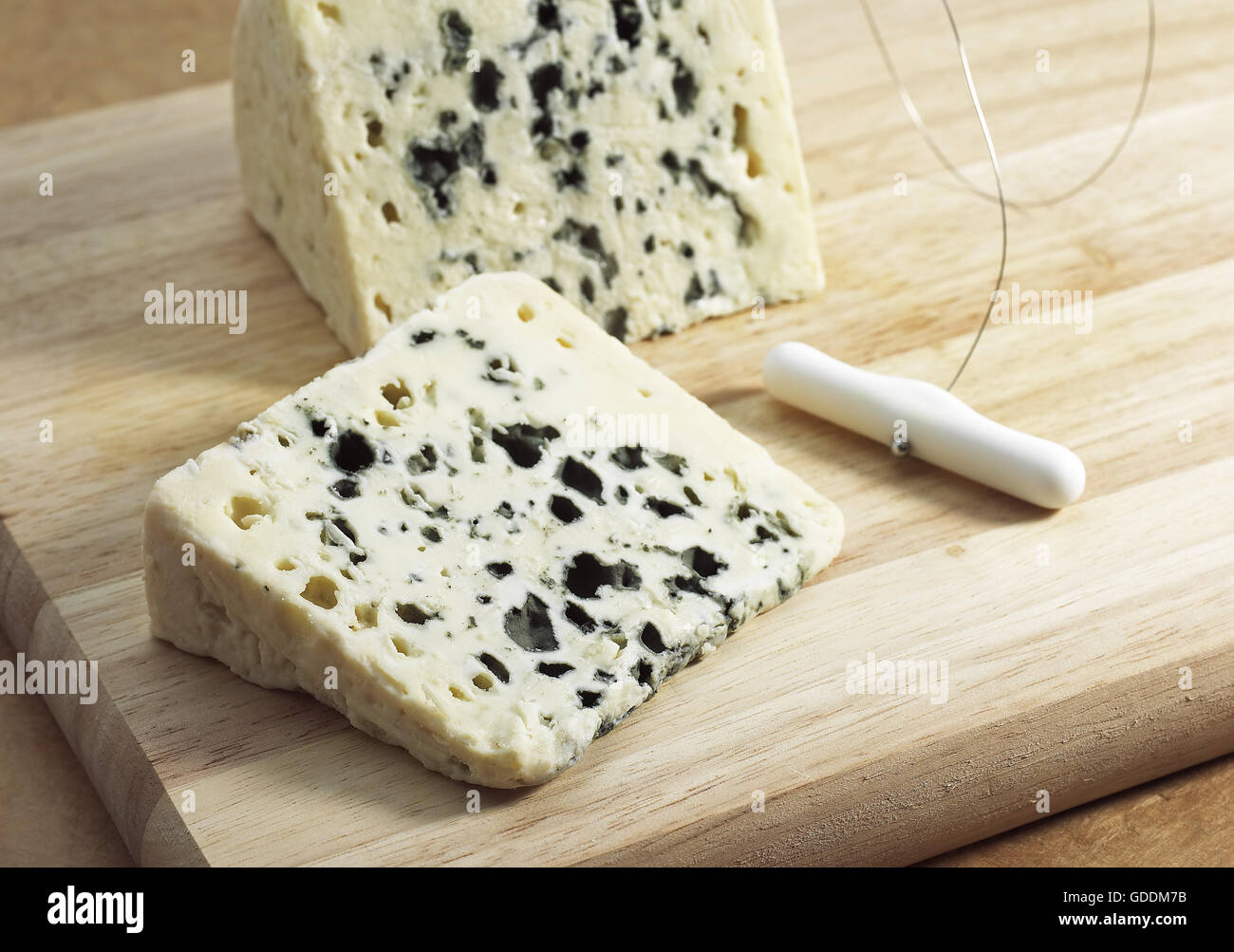 Il Roquefort, formaggio francese prodotto da latte di pecora Foto Stock